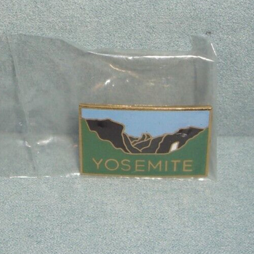 YOSEMITE National Park PANORAMA Hat Lapel Pin Collectible NEW