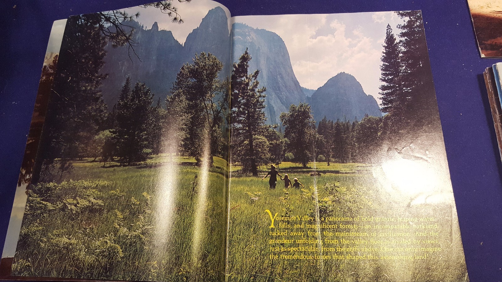 1977 YOSEMITE The Story Behind the Scenery Paperback Book KC Publications