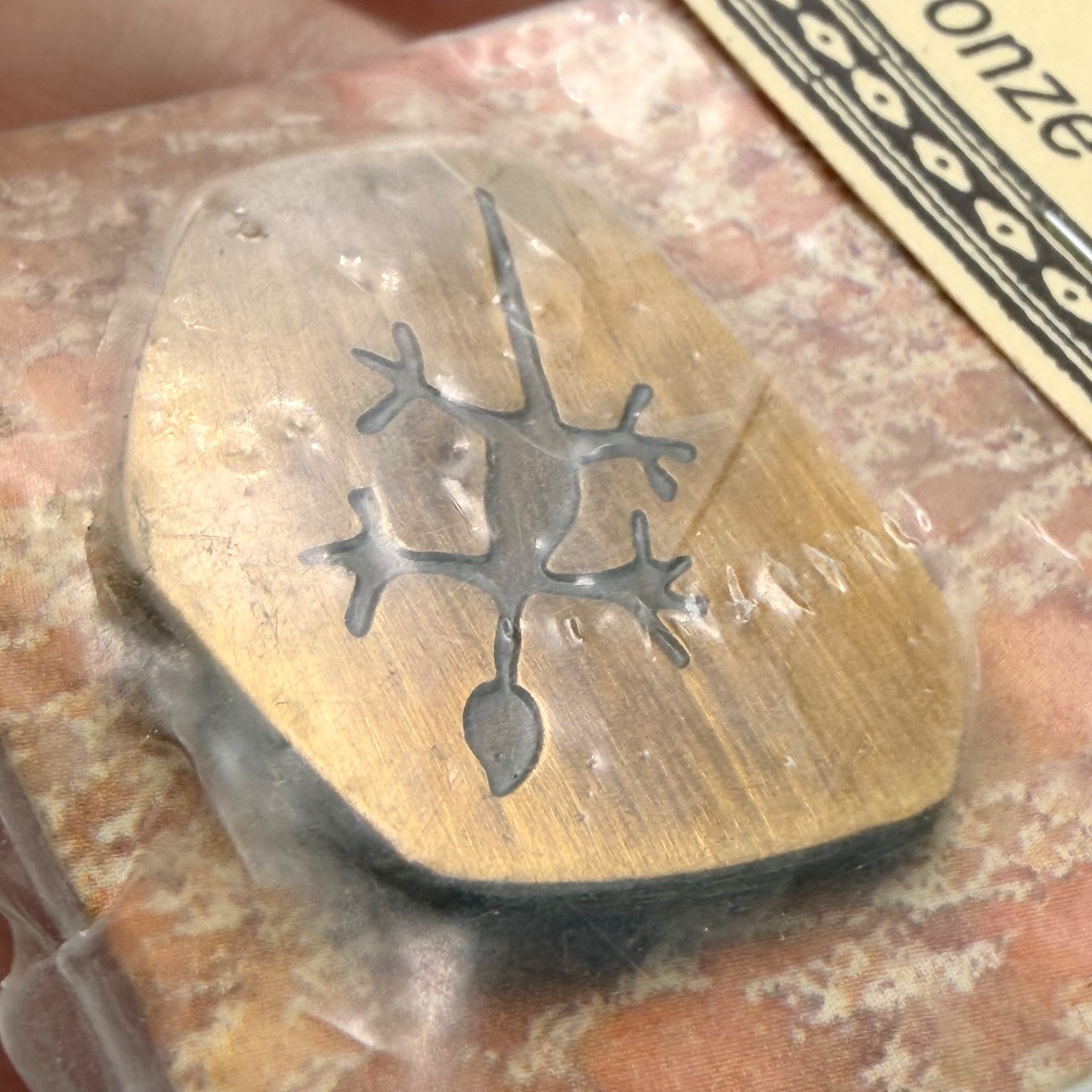 Bronze Rock Art Lapel Pin Lizard Petroglyph Southwest Souvenir Vintage