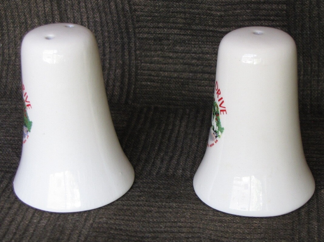 SALT & PEPPER SHAKERS Shenandoah National Park Souvenir “SKYLINE DRIVE” Vintage