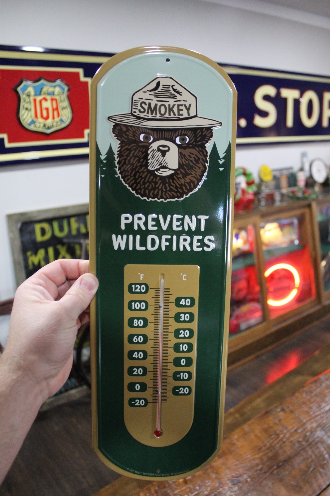 RARE US FOREST SMOKEY BEAR PREVENT FIRES EMBOSSED PAINTED METAL THERMOMETER SIGN