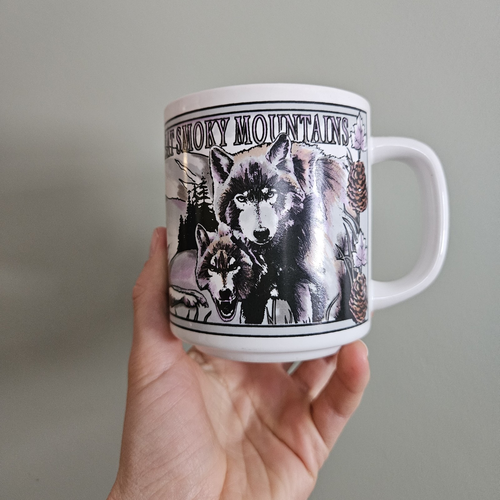 Vintage Great Smoky Mountains National Park Souvenier Wolf Mug Purple