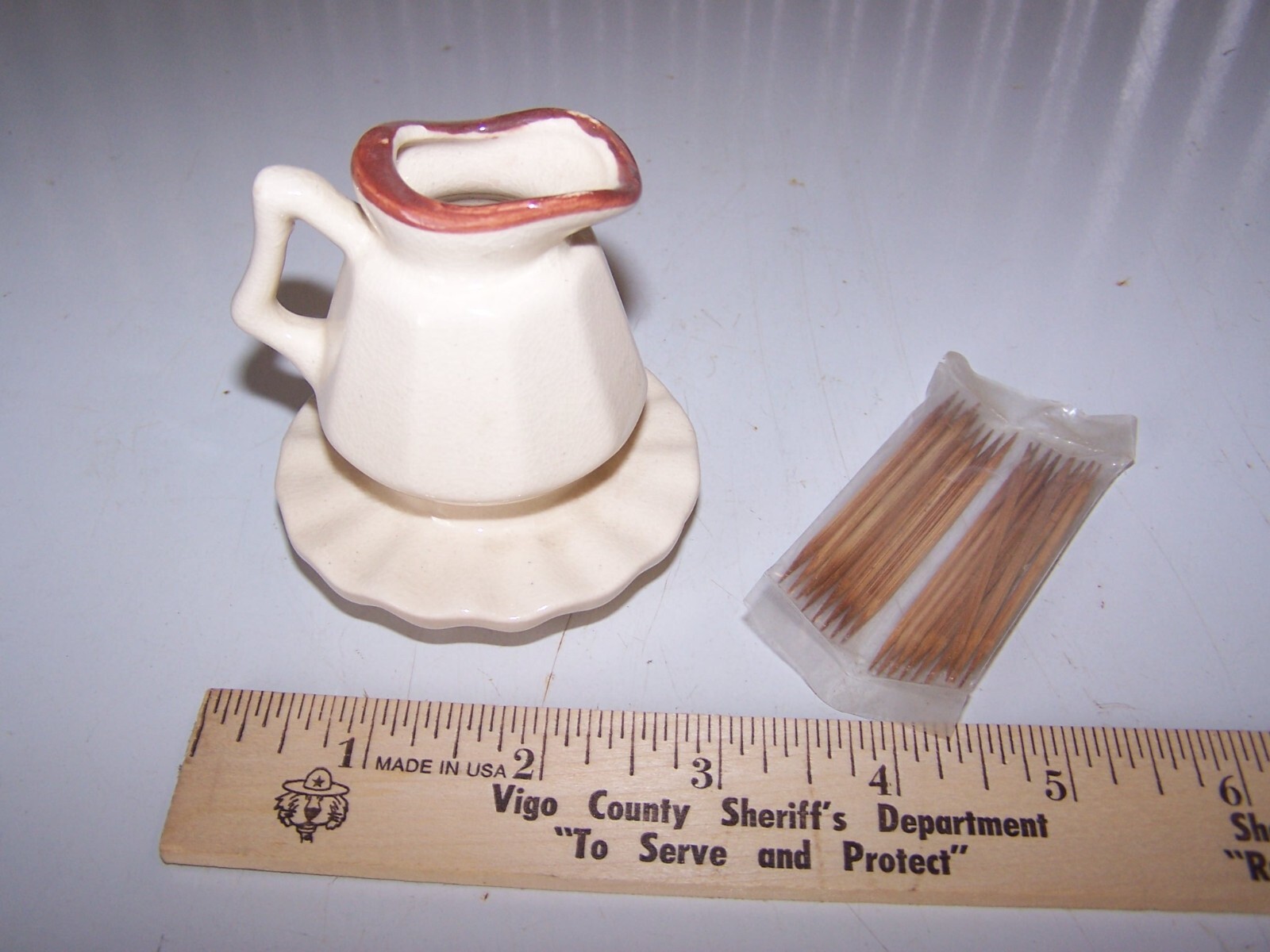 Vintage GRAND CANYON Souvenir Toothpick Holder with FRED HARVEY Tag