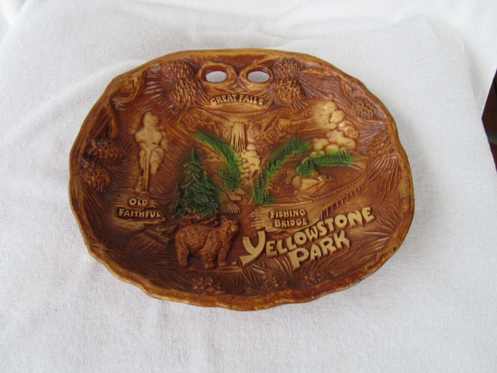 Vintage Souvenir Tray Bowl Wall Hanging Yellowstone National Park by Taco 11-3/4