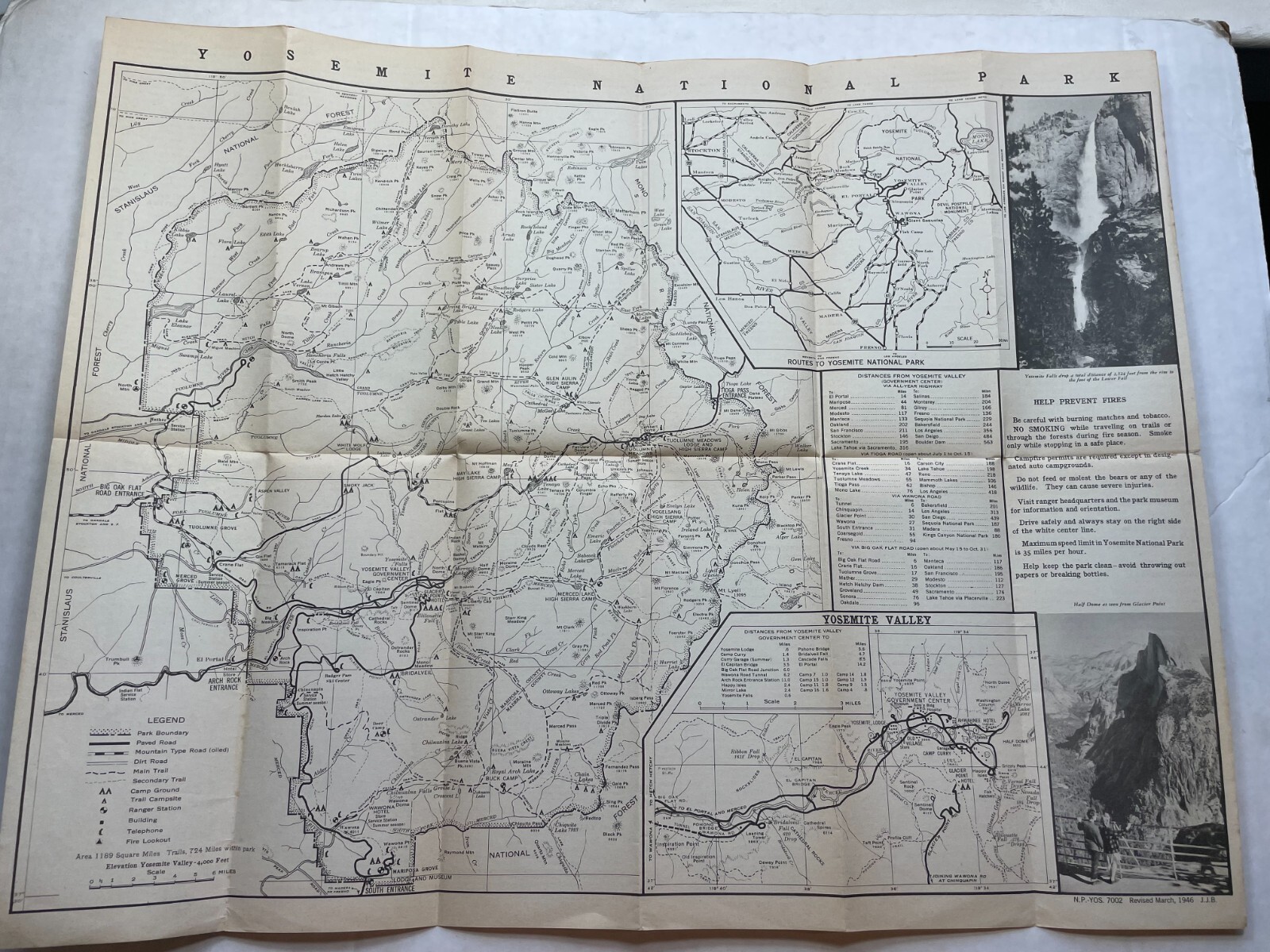 1946 Yosemite Park Entrance Guide w/ Map and Facilities