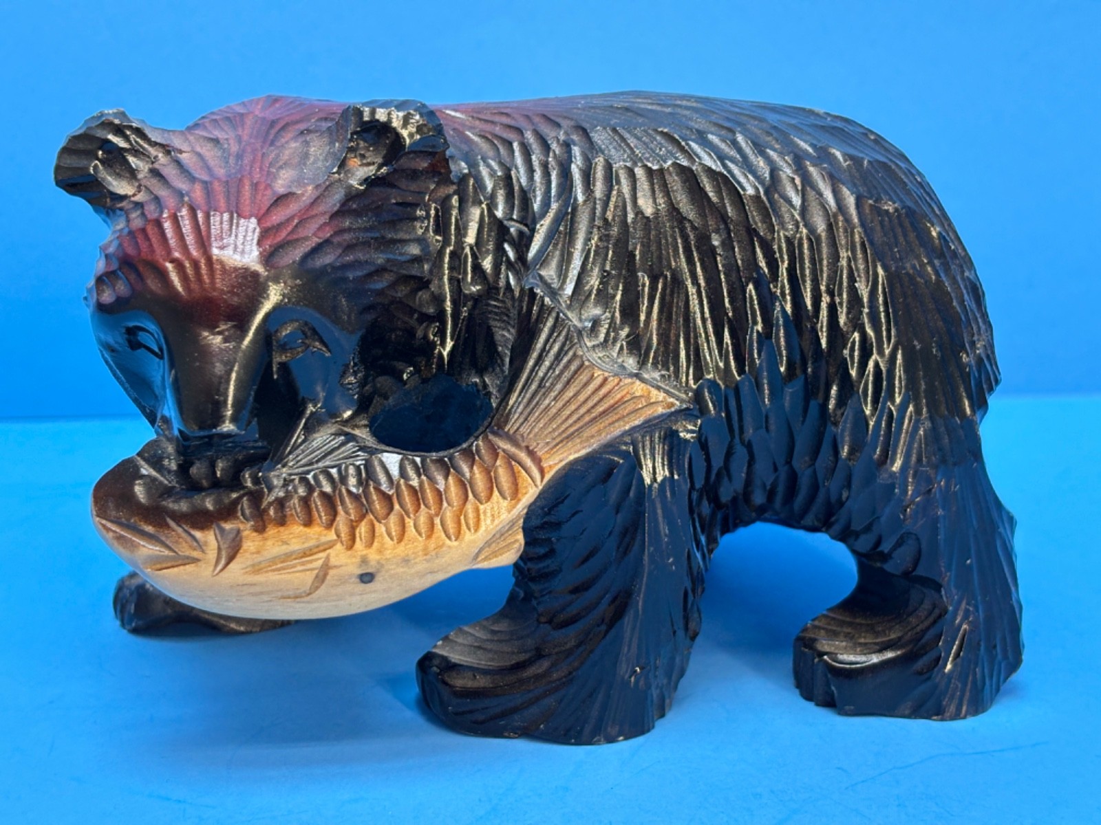 VTG Hokkaido Japan Kibori-Kuma Carved Bear w/Salmon ~ Yellowstone Park Souvenir