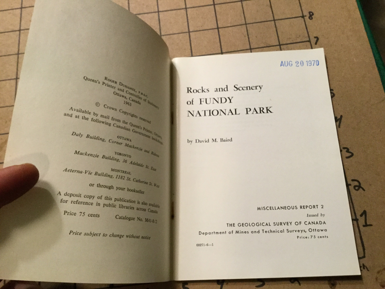 High Grade — c.1963 ROCKS & SCENERY of FUNDY NATIONAL PARK booklet – 32pgs
