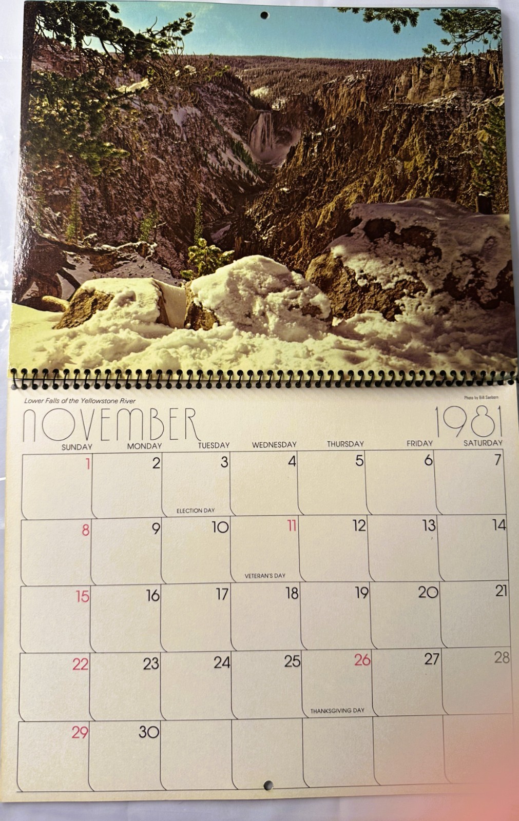 1981 Yellowstone & Grand Teton National Parks Wyoming Color Calendar Spiral Hang
