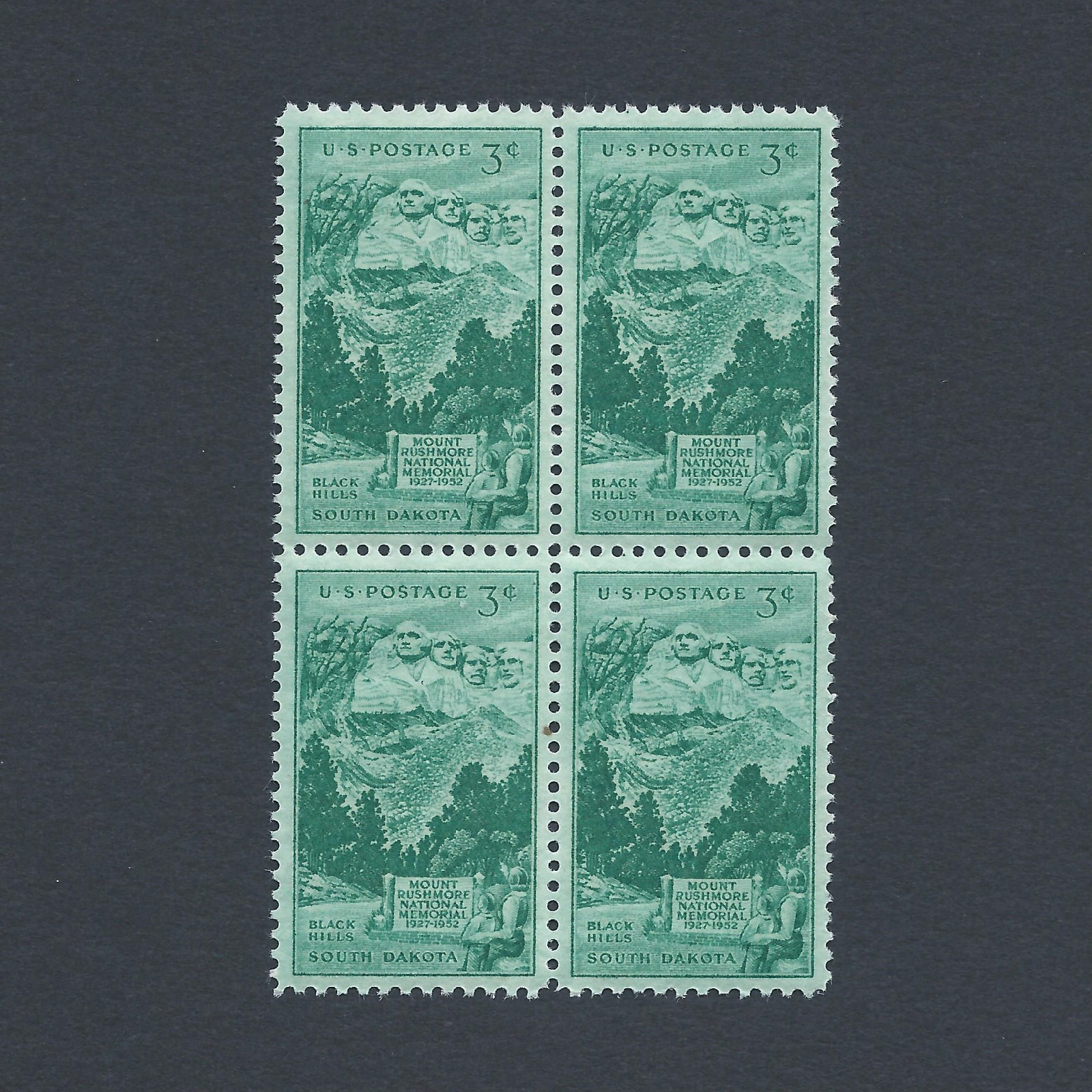 Mount Rushmore – Vintage Mint Set of 4 Stamps 73 Years Old!