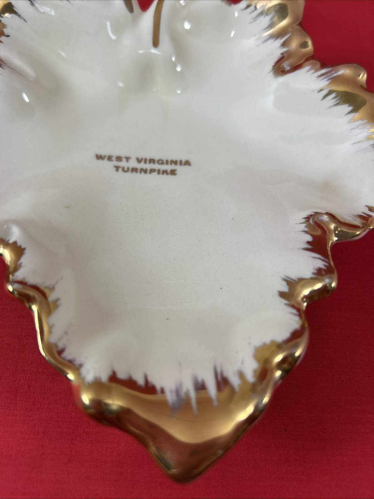 West Virginia Turnpike Porcelain Leaf Ashtray Trinket Dish Souvenir Vintage 7×6”