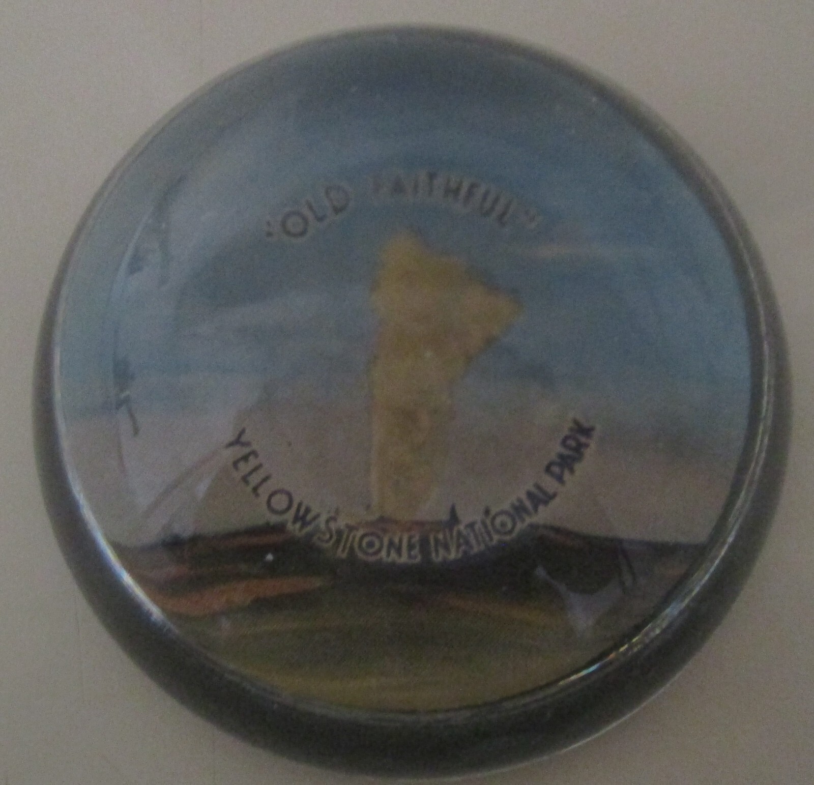 Vintage Souvenir Glass Paperweight Old Faithful Yellowstone National Park WY
