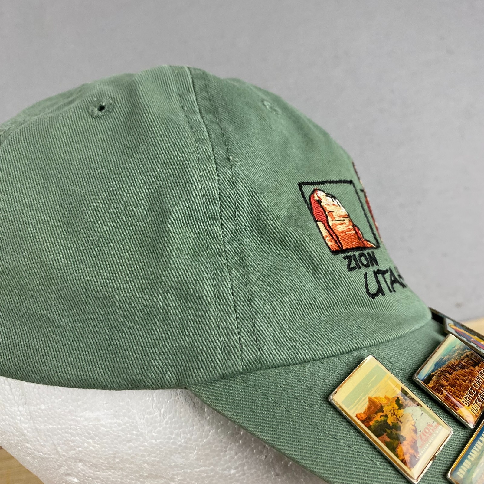 National Park Memorabilia 8 pin Lot utah hat cap adjustable Painted desert