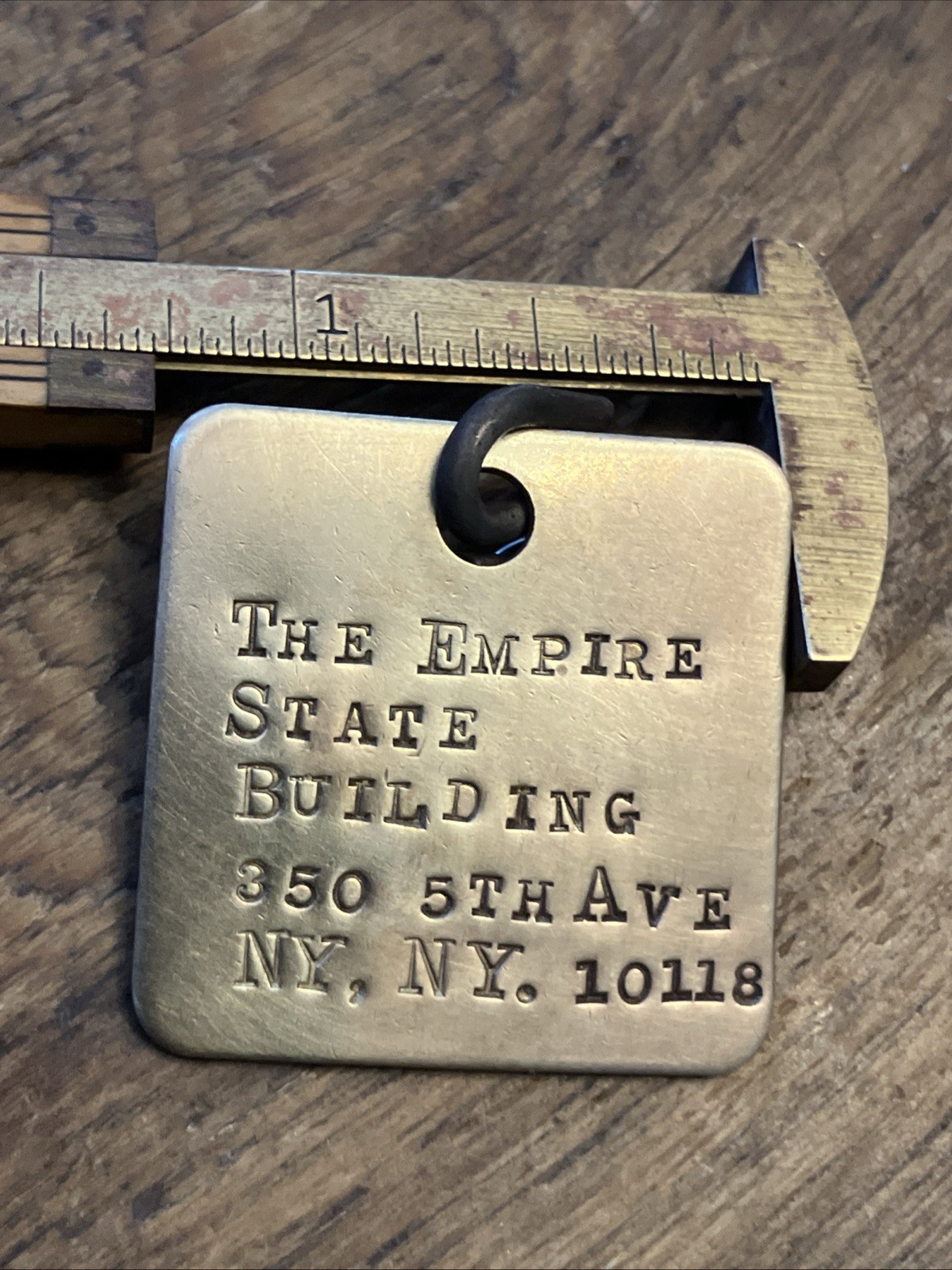 EMPIRE STATE BUILDING – Solid BRASS CUSTOM KEY FOB Vintage Hotel Style Marker