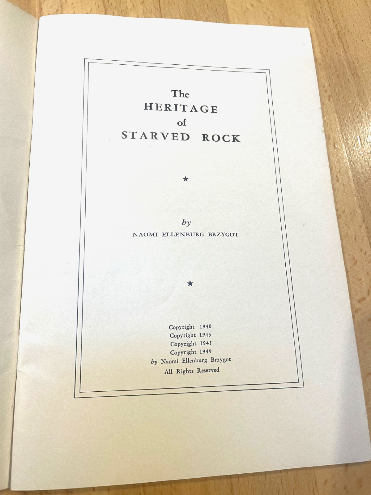 Vintage Starved Rock IL State PARK BOOK THE HERITAGE OF SR W NICE TRAIL MAP ETC