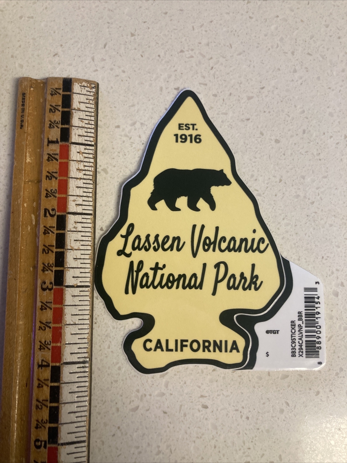 Lassen Volcanic – Lassen Volcanic National Park Decal Arrowhead w/Bear