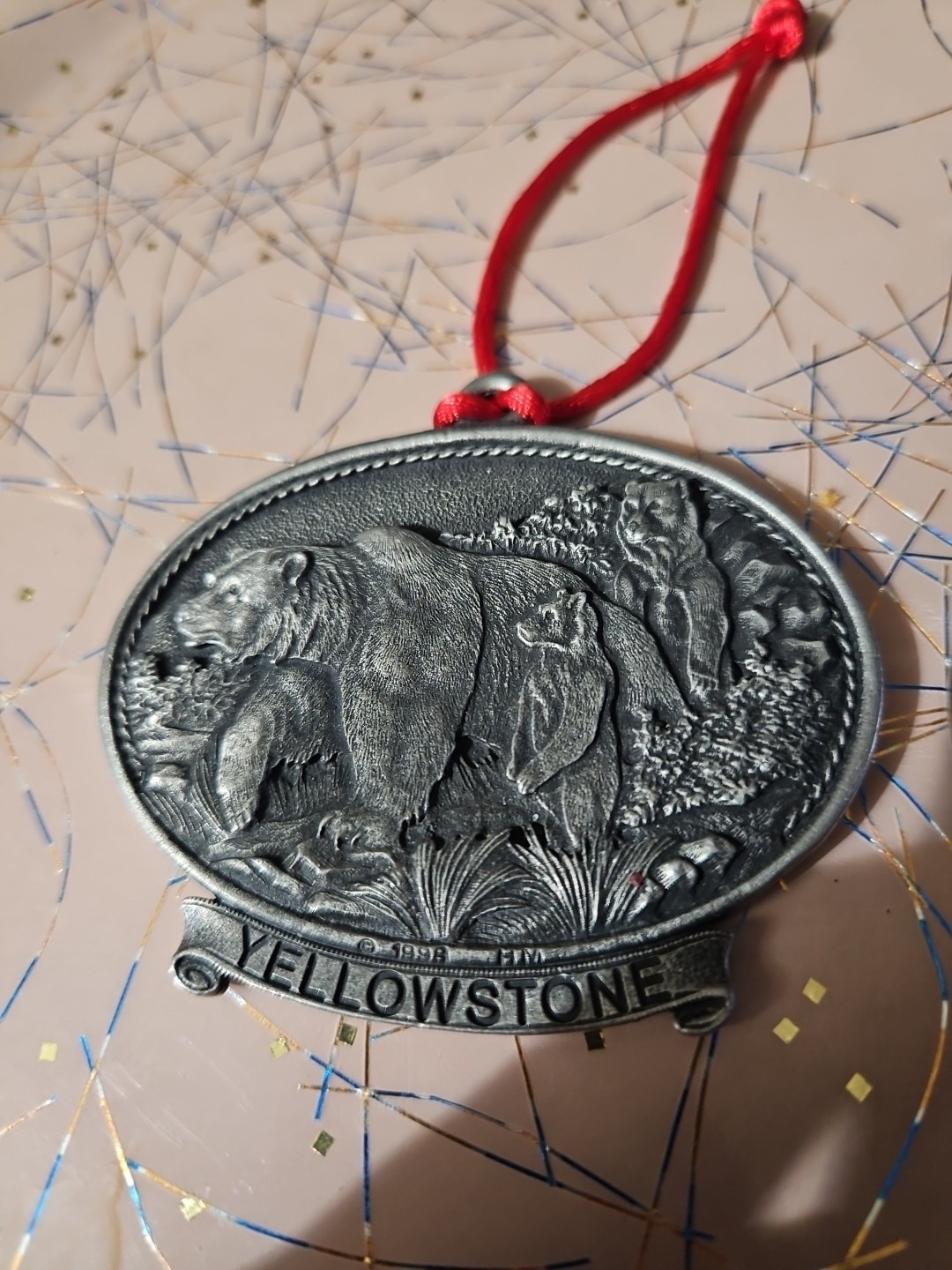 Yellowstone Natl Park Pewter Ornaments – BISON /BEAR/MOOSE Doublesided