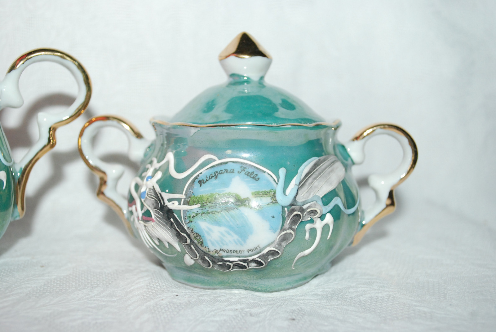 VINTAGE NIAGARA FALLS SOUVENIRS, 2 PIECES, SMALL PITCHER, & CREAMER