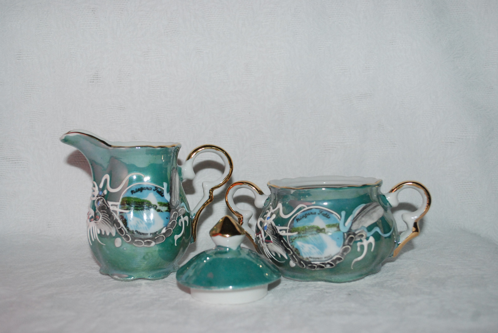 VINTAGE NIAGARA FALLS SOUVENIRS, 2 PIECES, SMALL PITCHER, & CREAMER