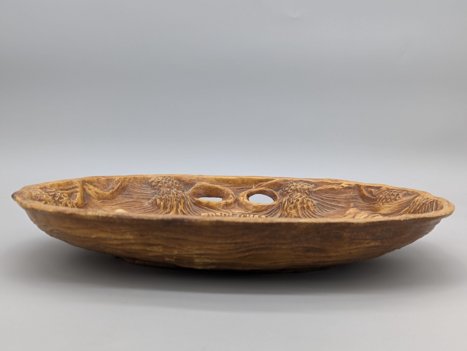 Yellowstone Park Scenic Plate Souvenir Vintage 3D Sculpted 12″ Faux Wood