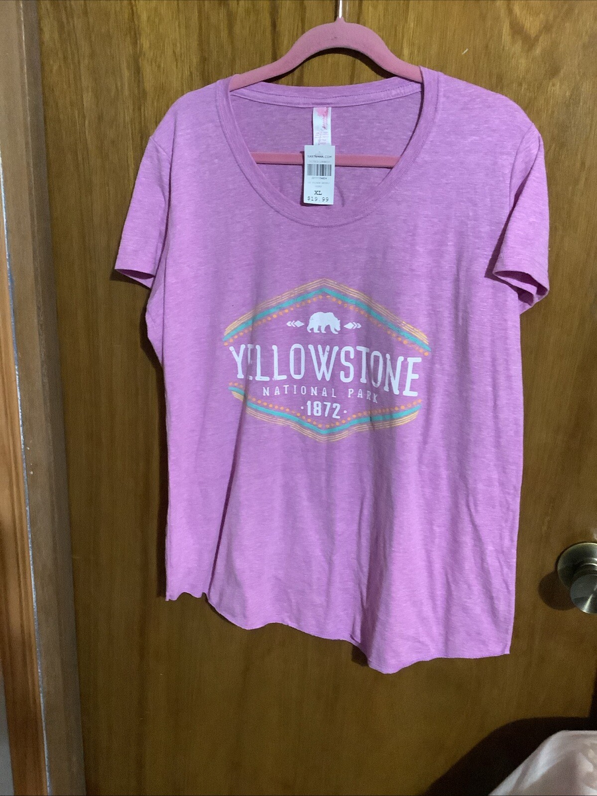New YELLOWSTONE National Park *1872 Women’s XL T-Shirt NWT~ Berry