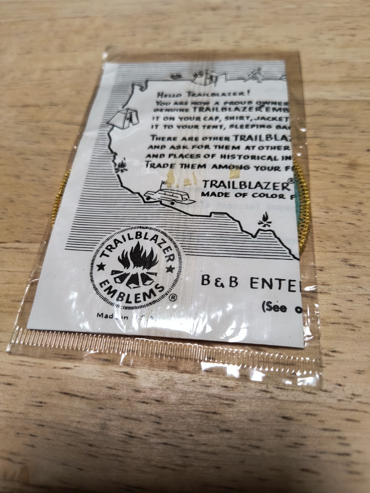 Vtg NOS Sew-On Patch Yellowstone National Park, Old Faithful !