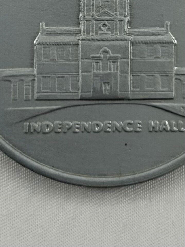 Independence National Historical Park Bicentennial Souvenir Medal Token Vintage