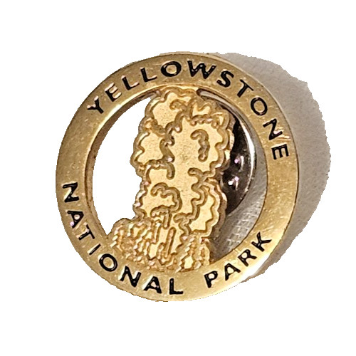 Yellowstone National Park Lapel Pin Gold Tone Small Collectors’ Souvenir Geyser