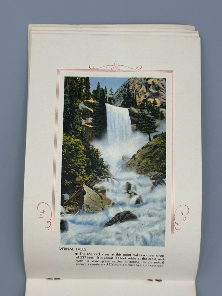 c 1940 YOSEMITE NATIONAL PARK Illustrated TRAVEL SOUVENIR Brochure Vintage