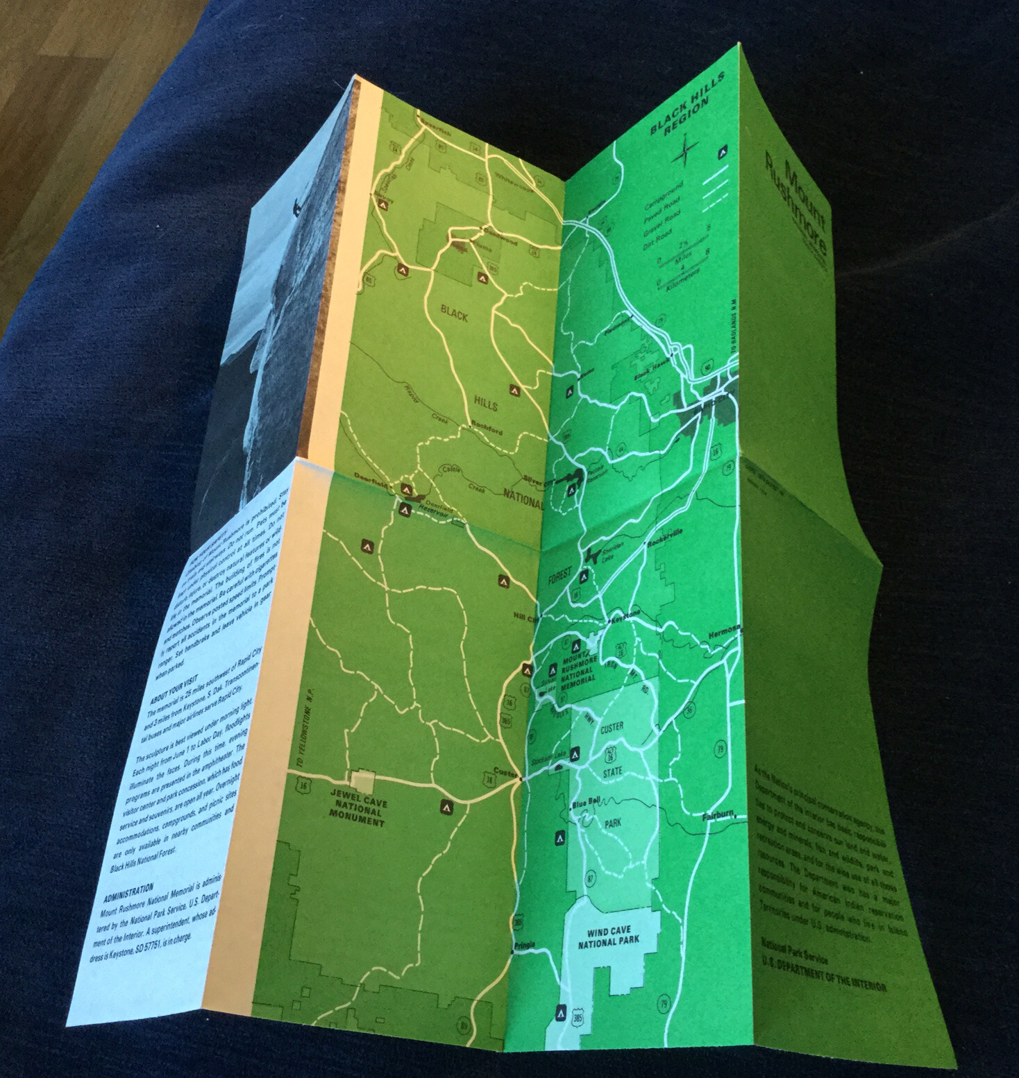 1975 Mount Rushmore Travel Brochure