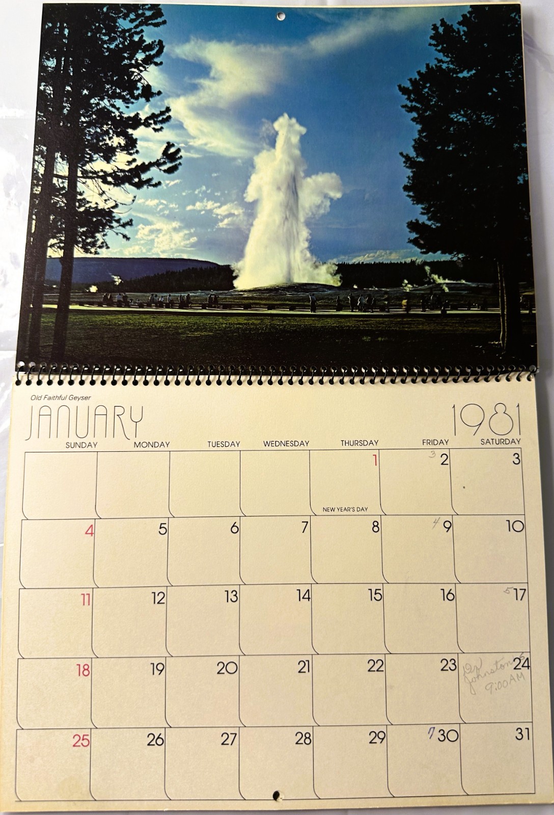 1981 Yellowstone & Grand Teton National Parks Wyoming Color Calendar Spiral Hang