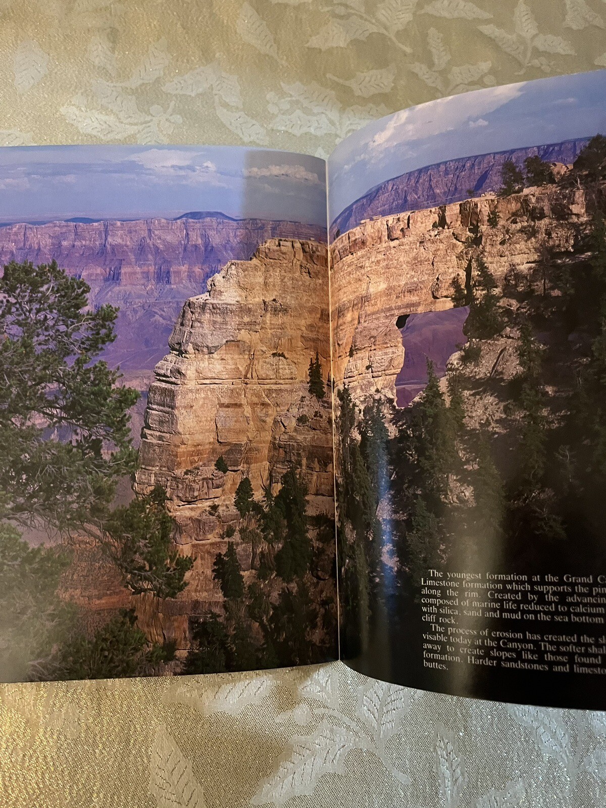 Grand Canyon A Full Color Guide Book