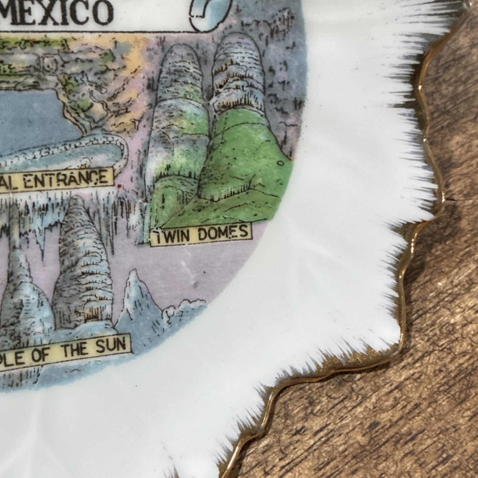 Carlsbad Caverns National Park New Mexico Plate w/ Gold Trim Made in Japan