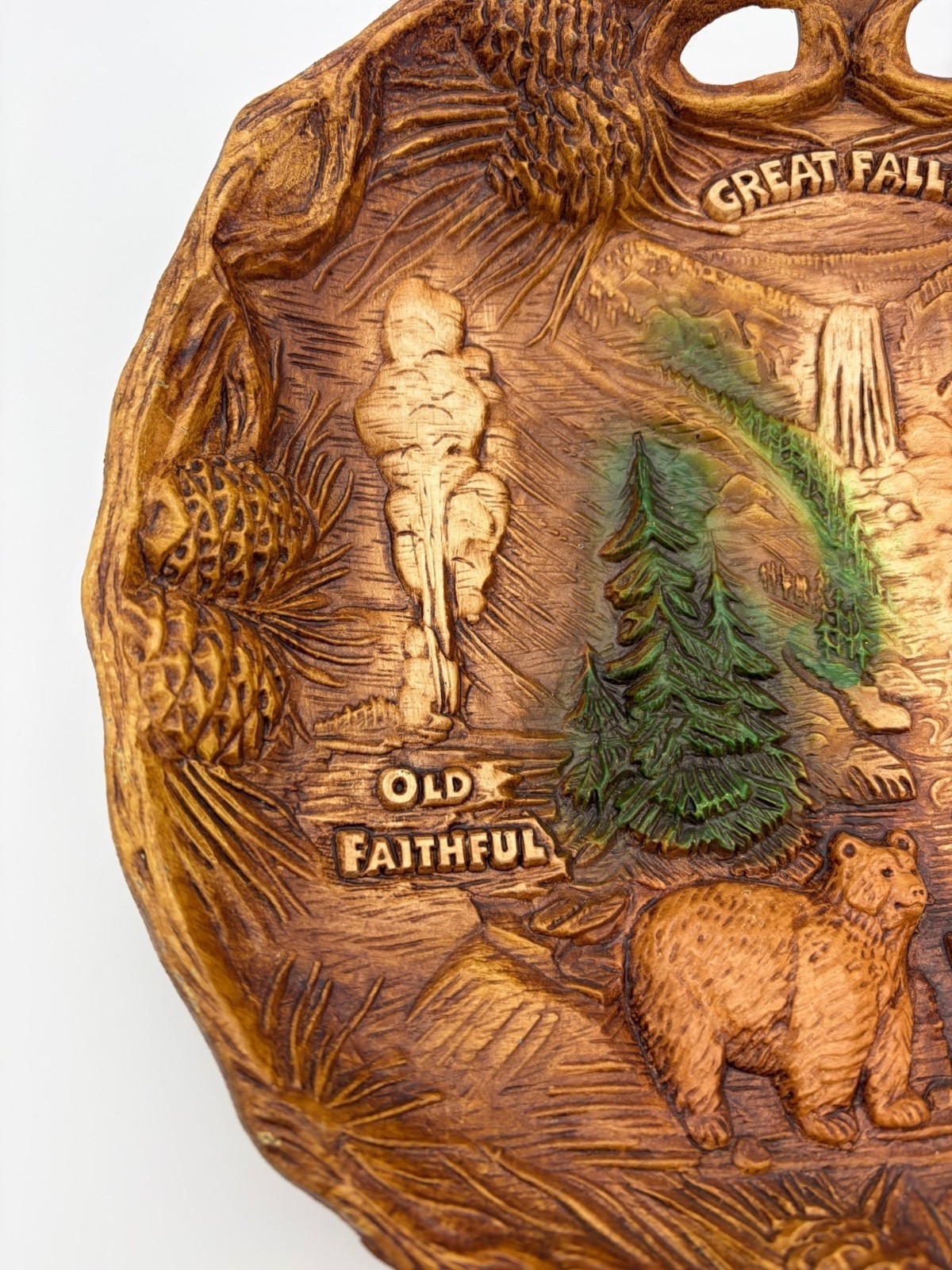 Vintage TACO Yellowstone Park Faux Wood Resin Wall Bowl Tray Old Faithful 11.5in