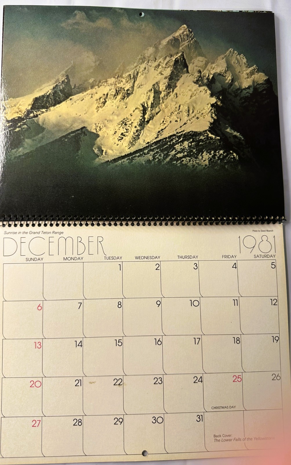 1981 Yellowstone & Grand Teton National Parks Wyoming Color Calendar Spiral Hang