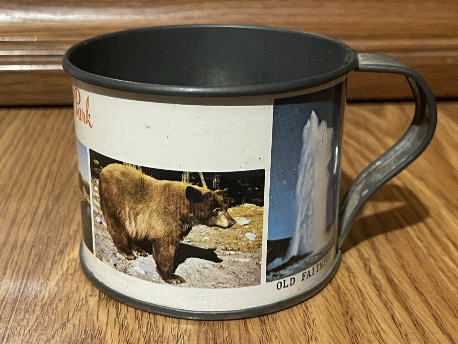 Vintage & Rare YELLOWSTONE NATIONAL PARK Tin/Metal Souvenir Cup