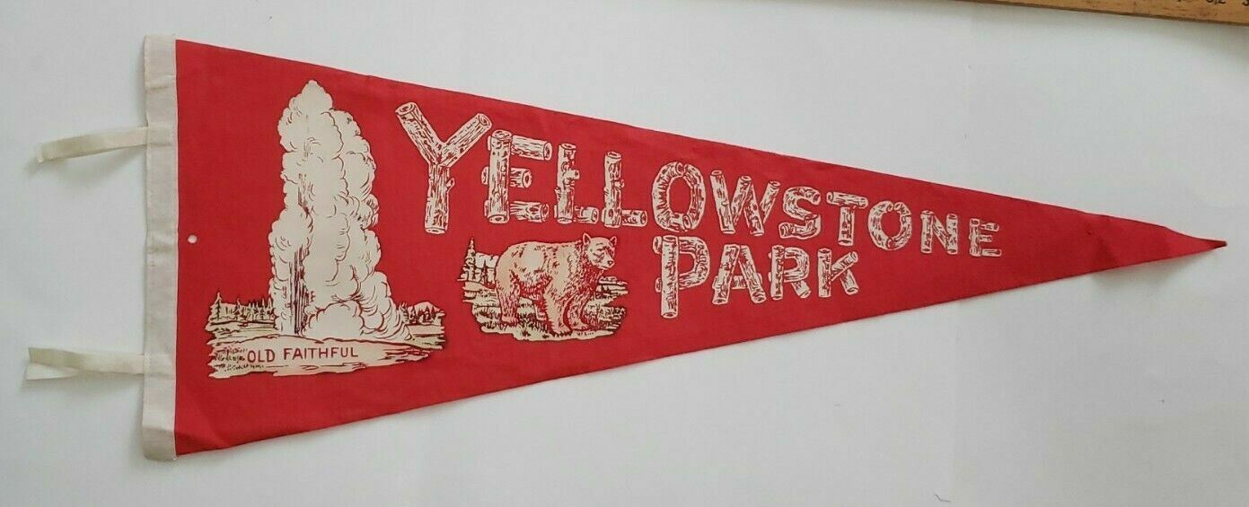 Vintage red souvenir Yellowstone Park Old Faithful Geyser Bear Pennant Felt Flag