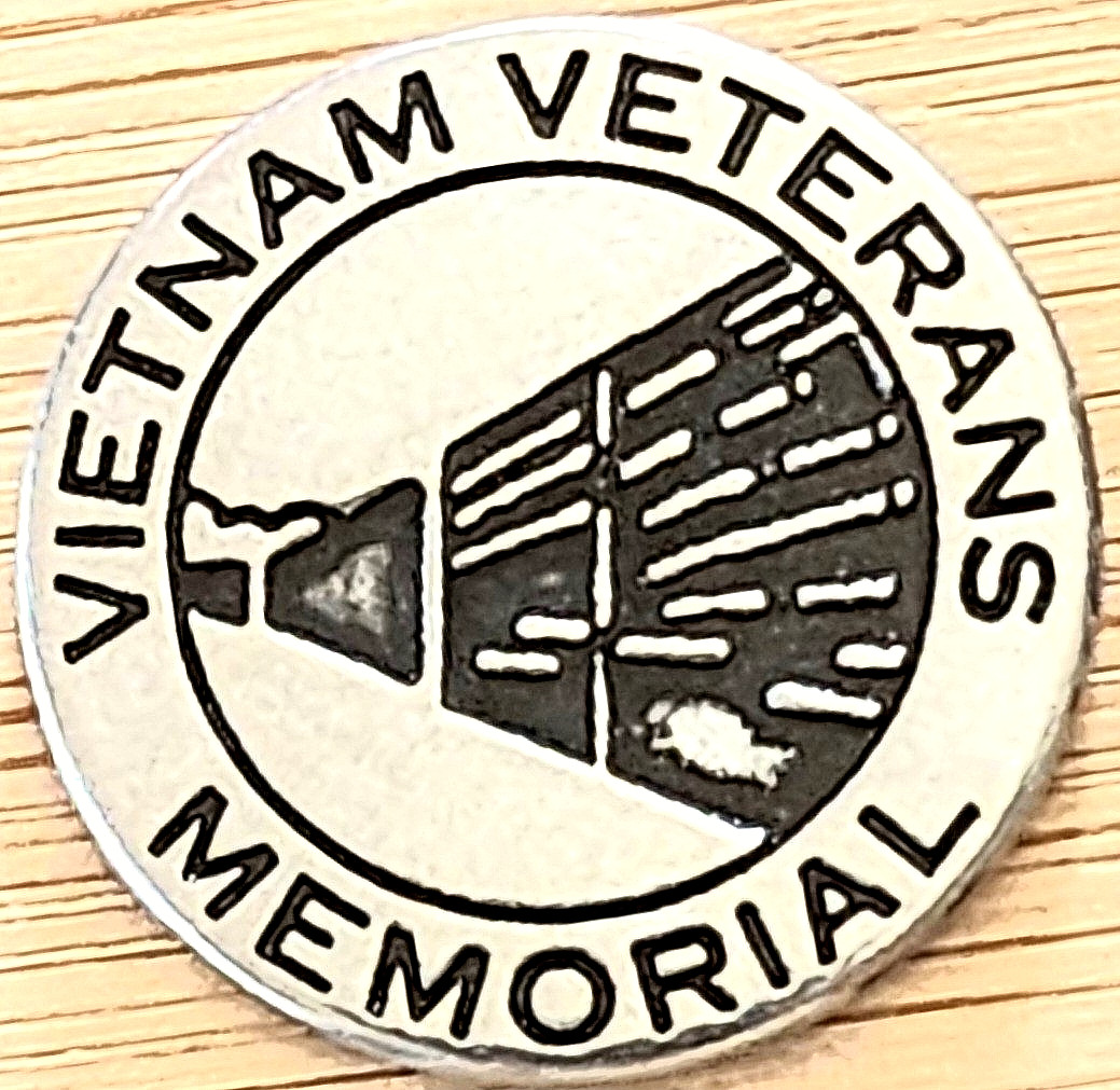 VIETNAM VETERANS MEMORIAL – NATIONAL PARK TYPE TOKEN WASHINGTON DC – FREE SHIP