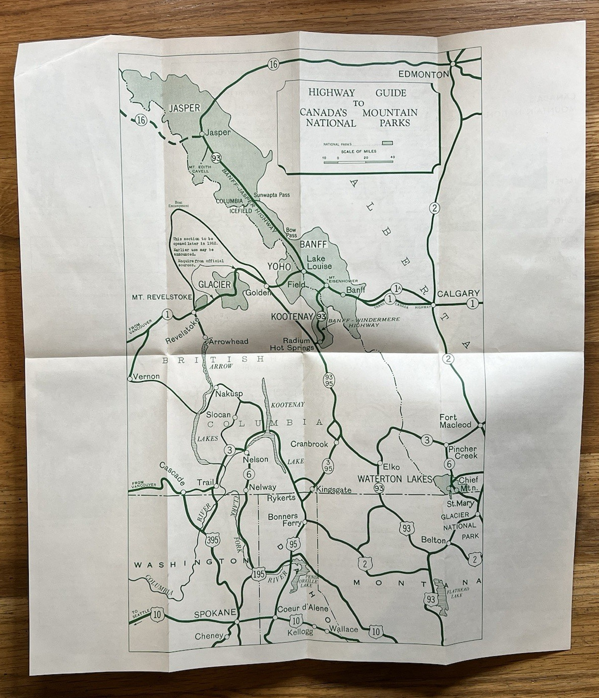 Canada’s Mountain National Parks – 1962 – Vintage Travel Brochure / Map