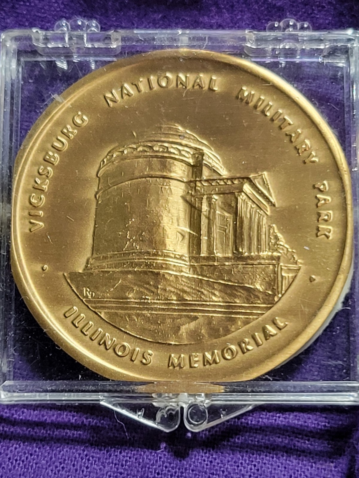 Vicksburg National Military Park Commemorative Coin – Illinois Memorial & Cannon