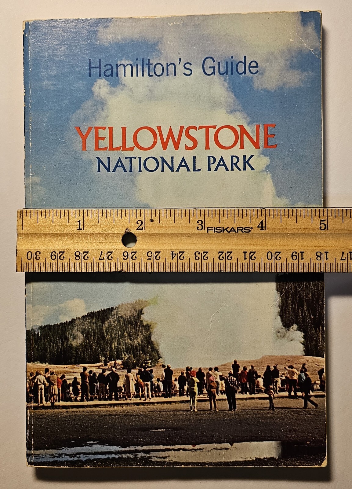 1974 Yellowstone National Park Hamilton’s Guide
