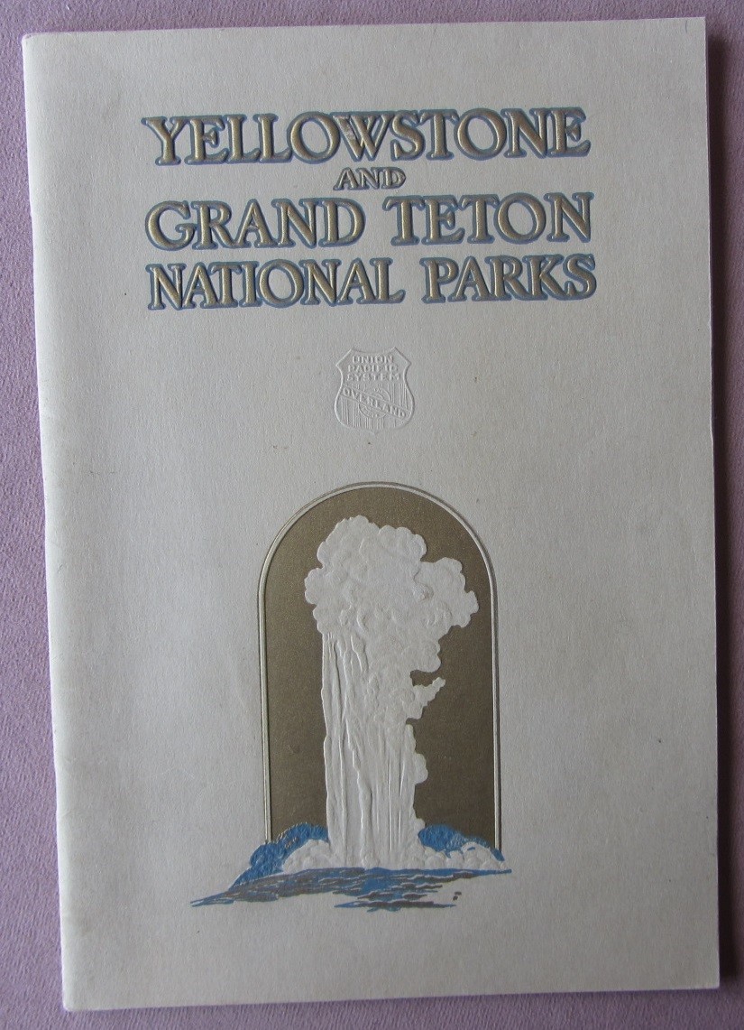 Vtg 1930s Yellowstone & Grand Teton Picture Book – Union Pacific RR Photos Maps