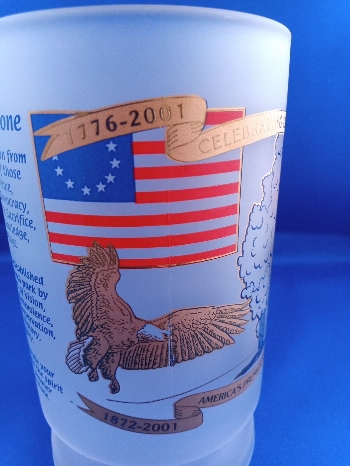 Large frosted glass mug Yellowstone park 2001 beer stein gold eagle bear flags