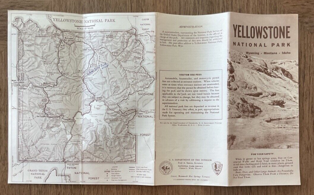 Rare 1957 Yellowstone National Park Road Map Guide Booklet Brochure