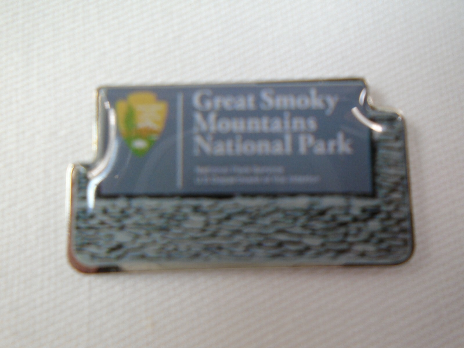 Great Smoky Mountains National Park Welcome Sign Lapel Pin
