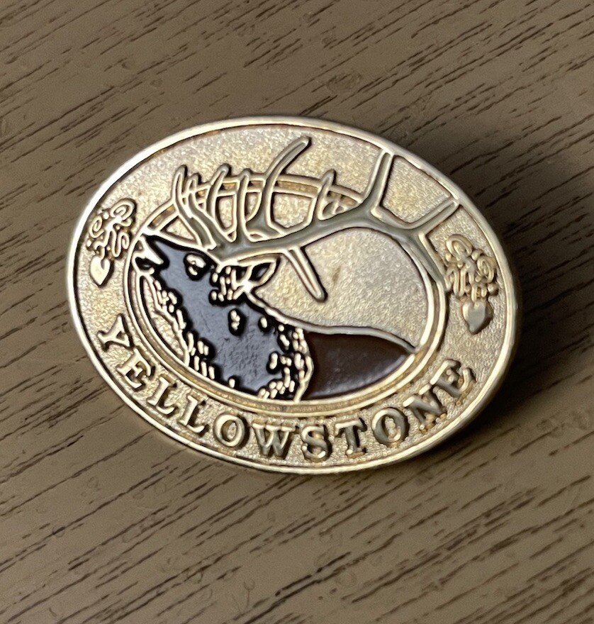 Yellowstone National Park Pin Wyoming USA DK Deer Elk Gold Tone 1.25” Lapel Pin