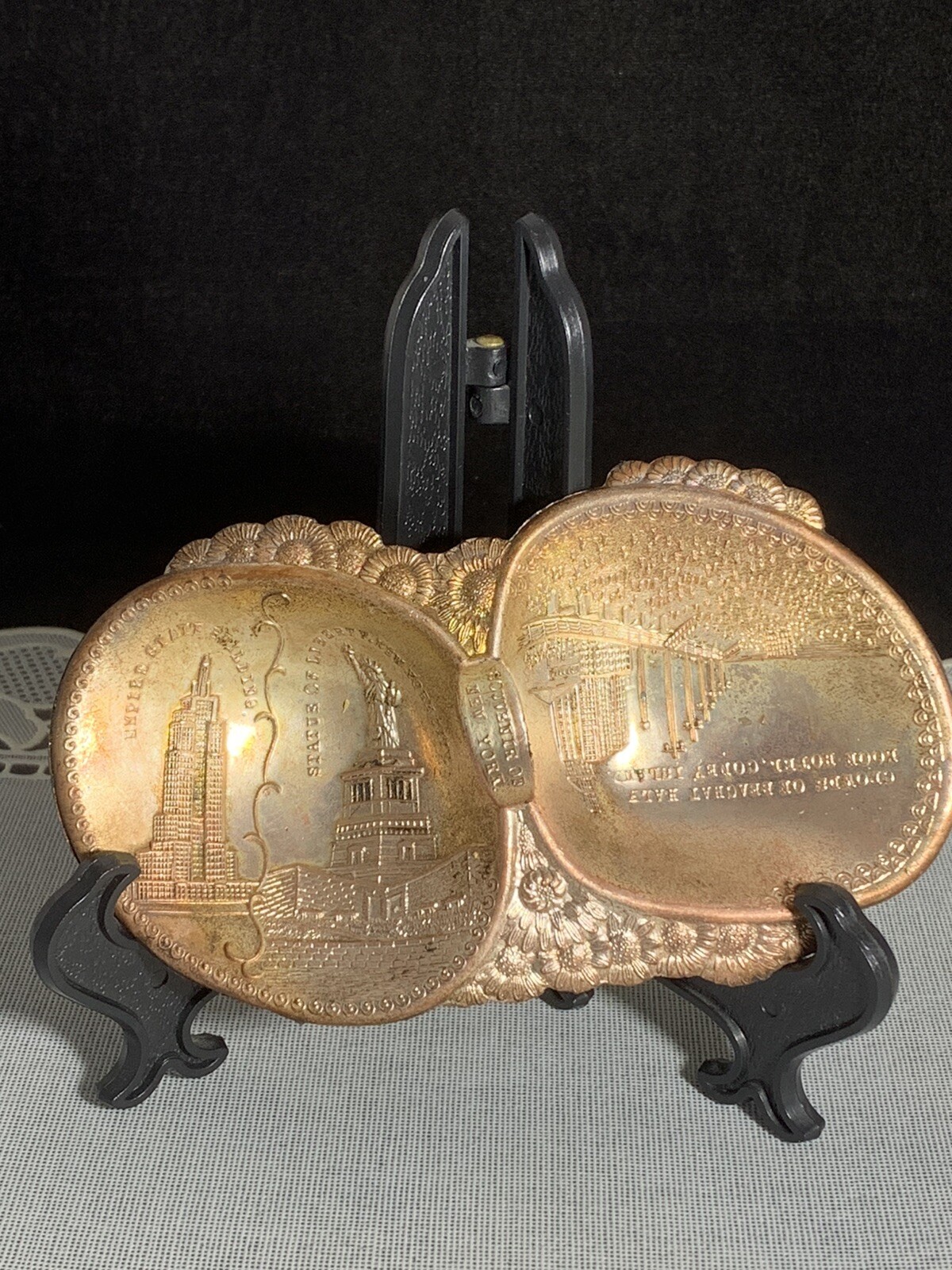 VINTAGE PRESSED METAL SOUVENIR TRAY, NEW YORK OCCUPIED JAPAN