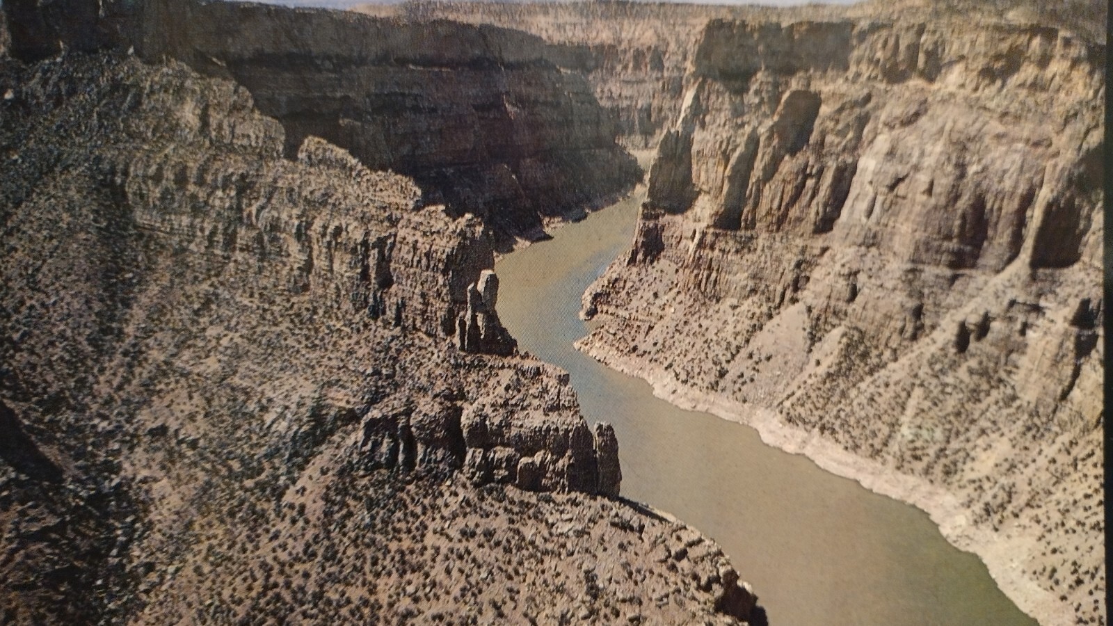 POST CARD BIGHORN CANYON RECREATION AREA FORT SMITH MONTANA