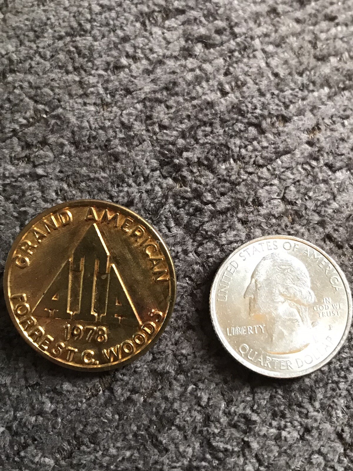 VINTAGE 1978 ATA Grand American Forrest C. Woods Pin -GOLD COLORED MEDAL CIRCLE