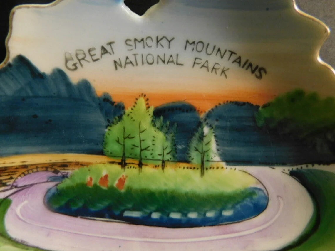 Small Great Smoky Mountains National Park Souvenir Plate – NICO 1950’s Japan