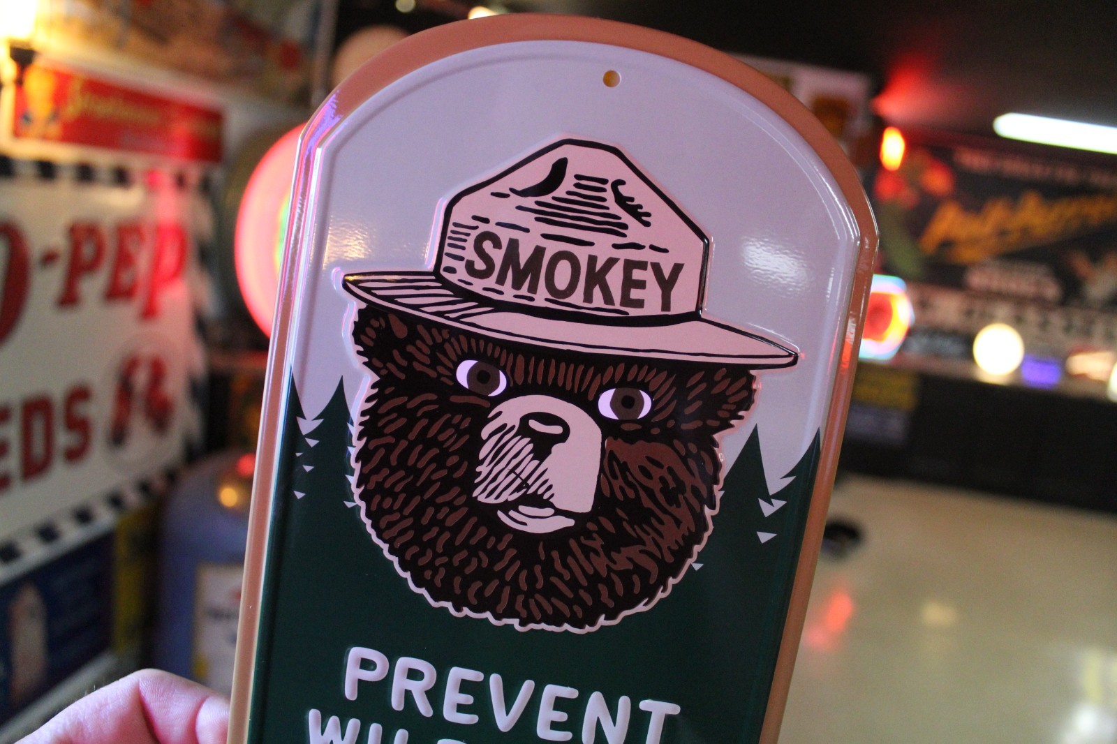 RARE US FOREST SMOKEY BEAR PREVENT FIRES EMBOSSED PAINTED METAL THERMOMETER SIGN